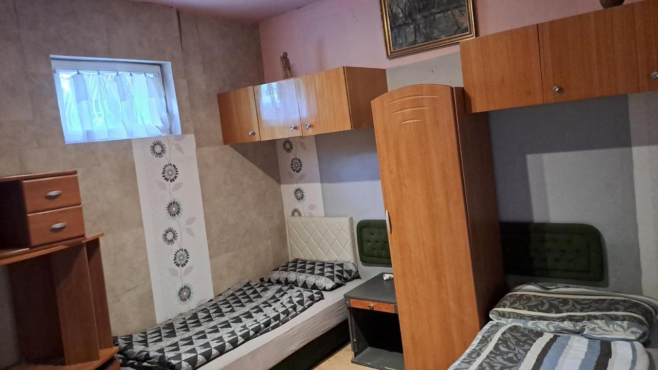 Sarkany Lak Diosd Dış mekan fotoğraf