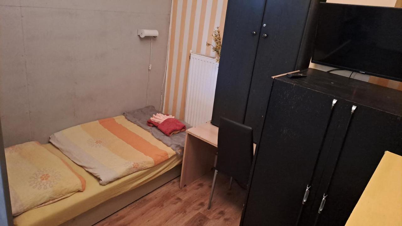 Sarkany Lak Diosd Dış mekan fotoğraf